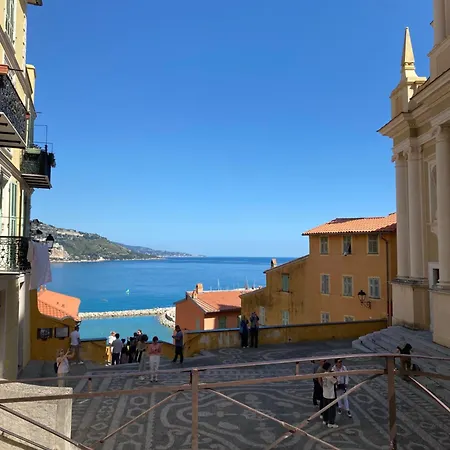 Duplex Dans La Vieille Μεντόν